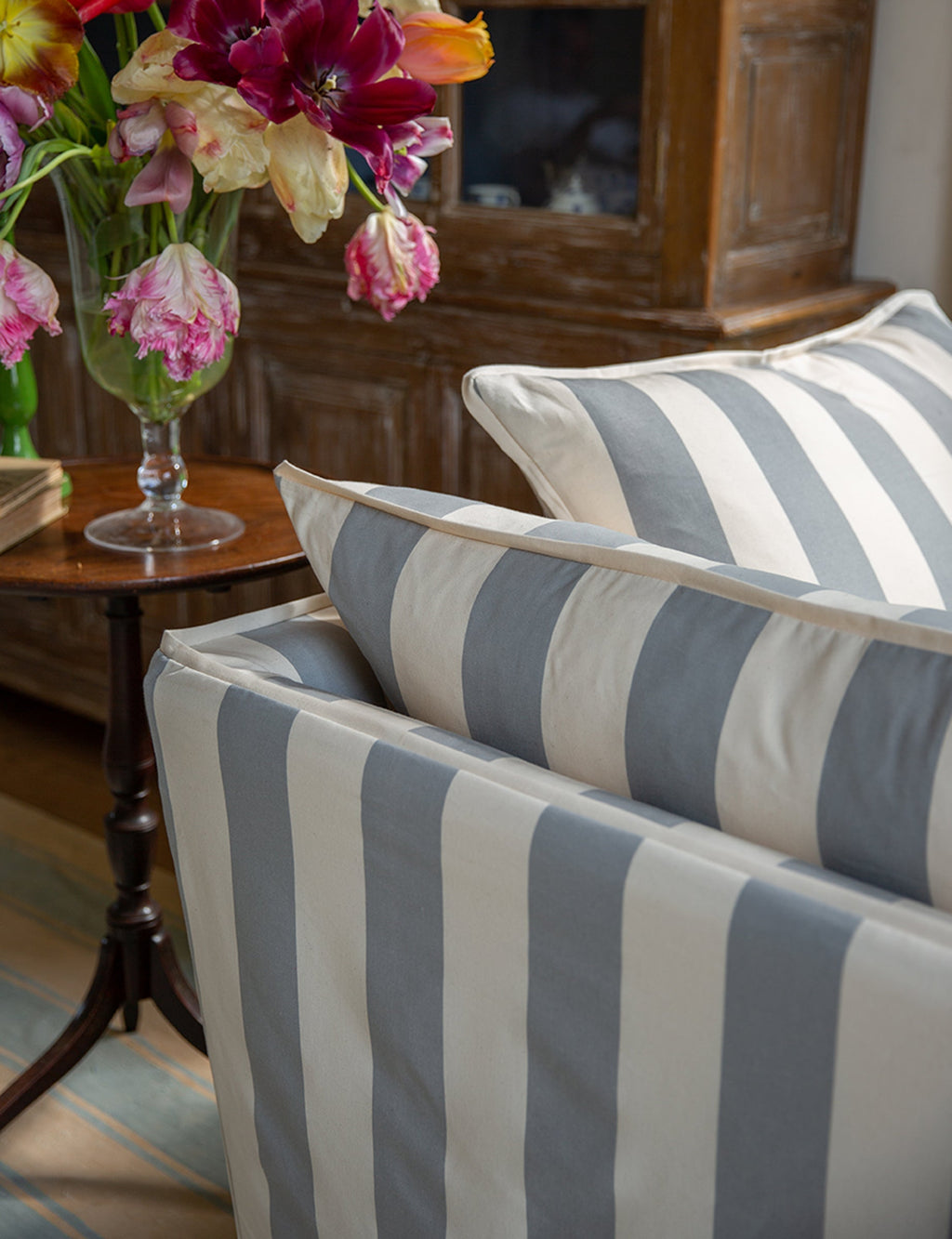 Bounty Sofa