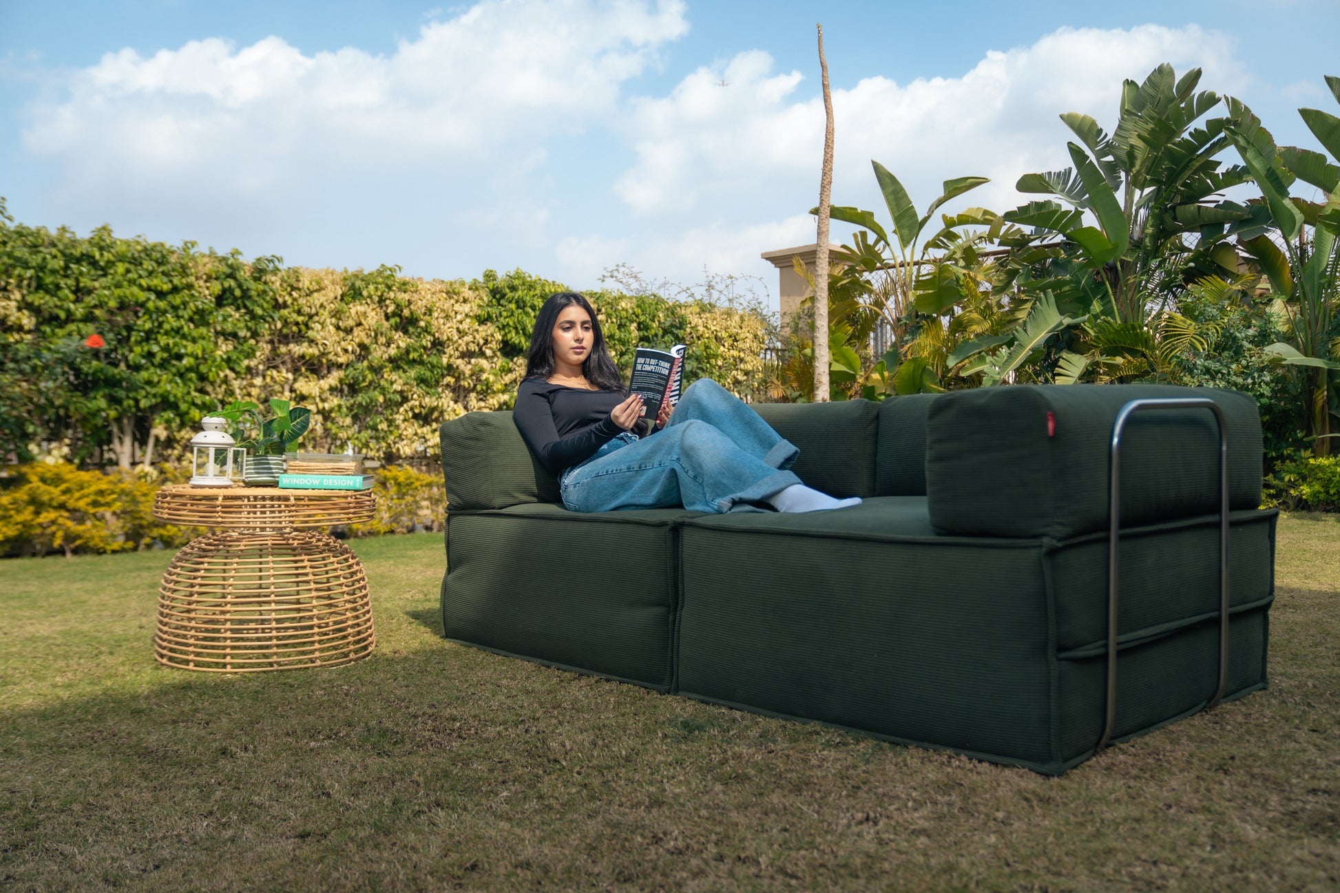 Loma sofa