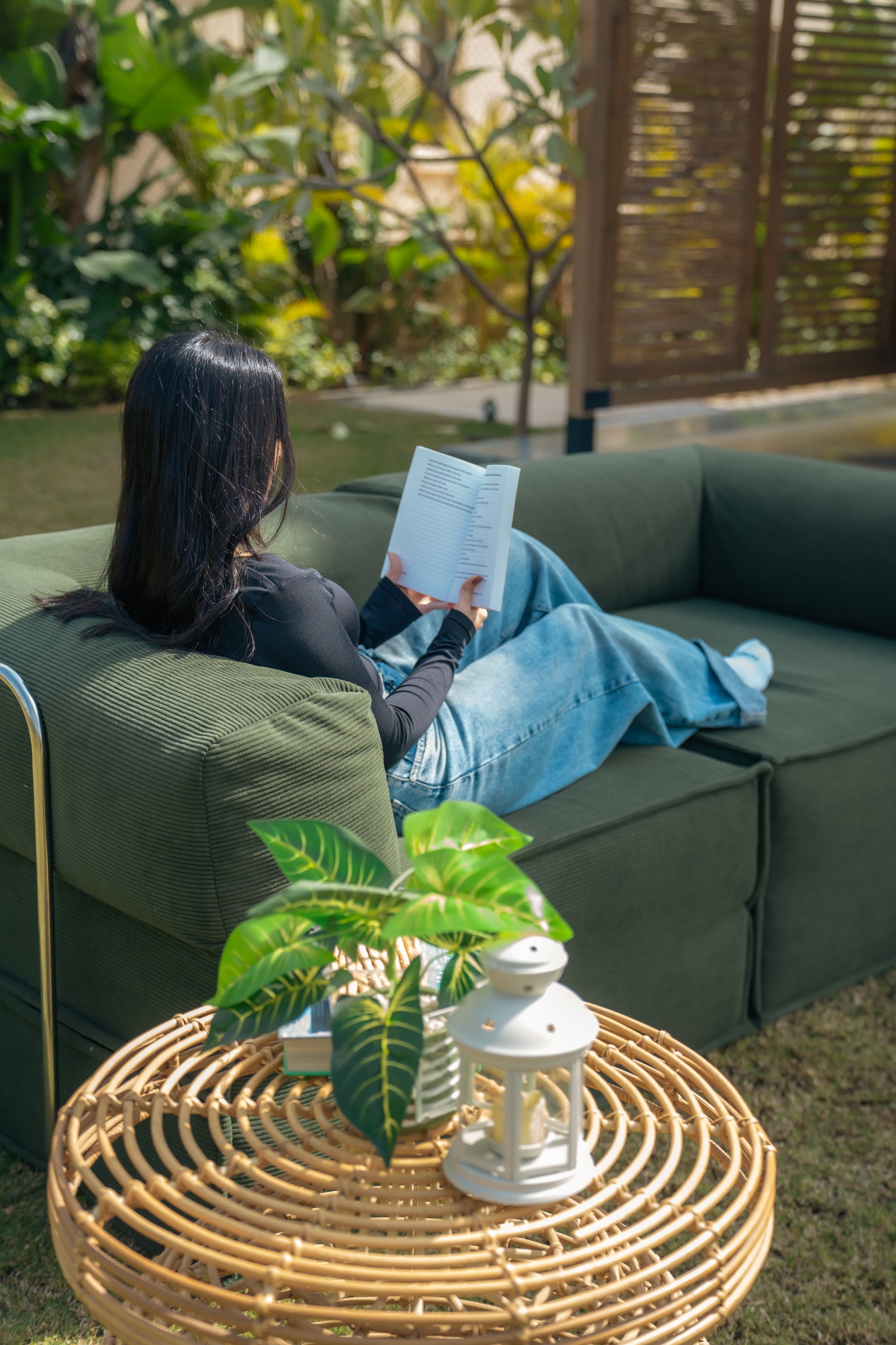 Loma sofa