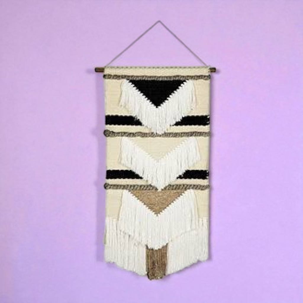 Hanex Wall Rug - S401