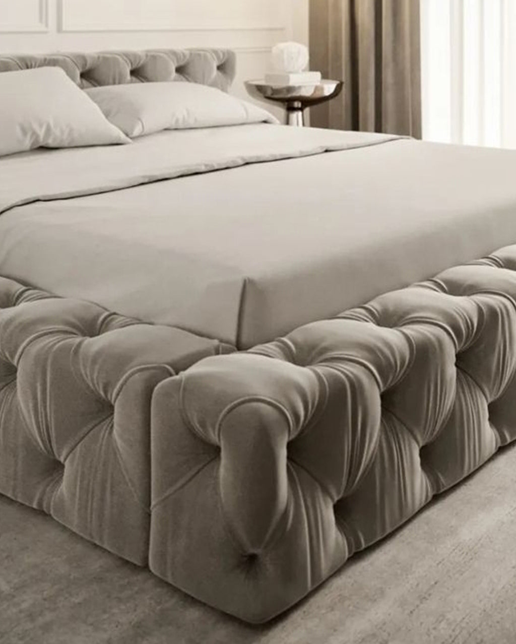 Delphis Bed