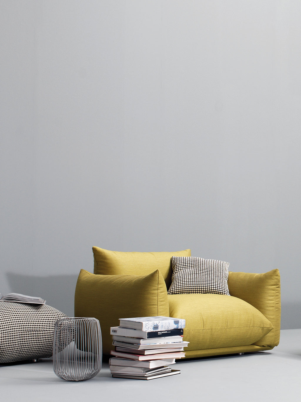 Rova Arm Chair