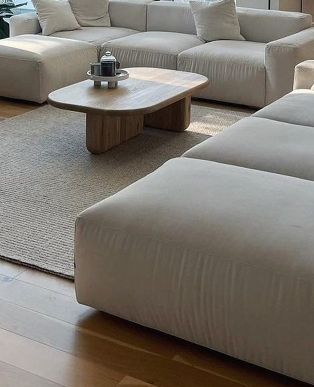 Wanda Living Room Set